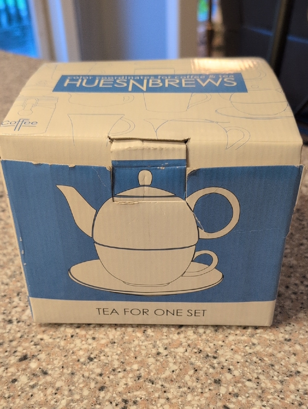 Hues n Brews Blue and White Tea For One Set Box